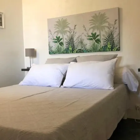 Апартаменти Mora Dell Onda *