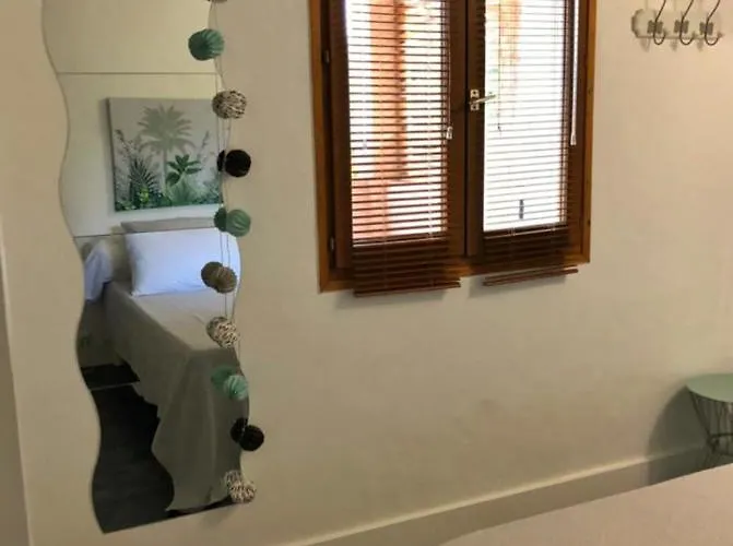 Mora Dell Onda Порто-Веккіо